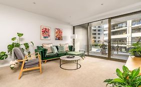 Modish Apartment Near Parliamentary Triangle - Hosted By Canstay